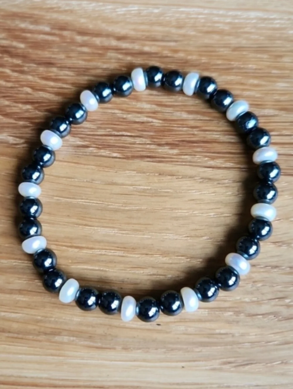 Fresh Water Pearls & Gray Hematite Beaded Stretch Bracelet | Handmade